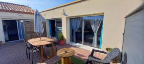 Studio location saisonnière bord de mer.